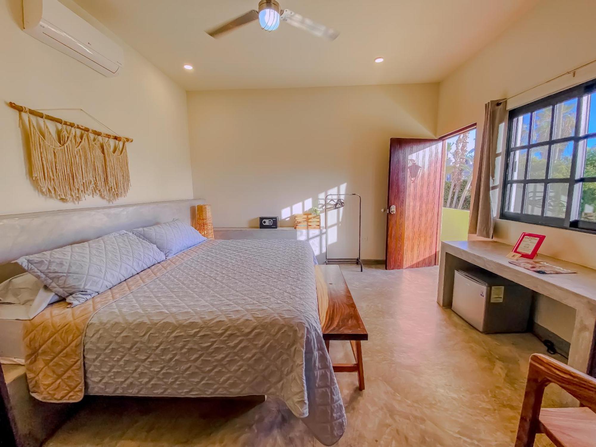 Gallo Azul Hotel, En El Corazon De Todos Santos Eksteriør billede
