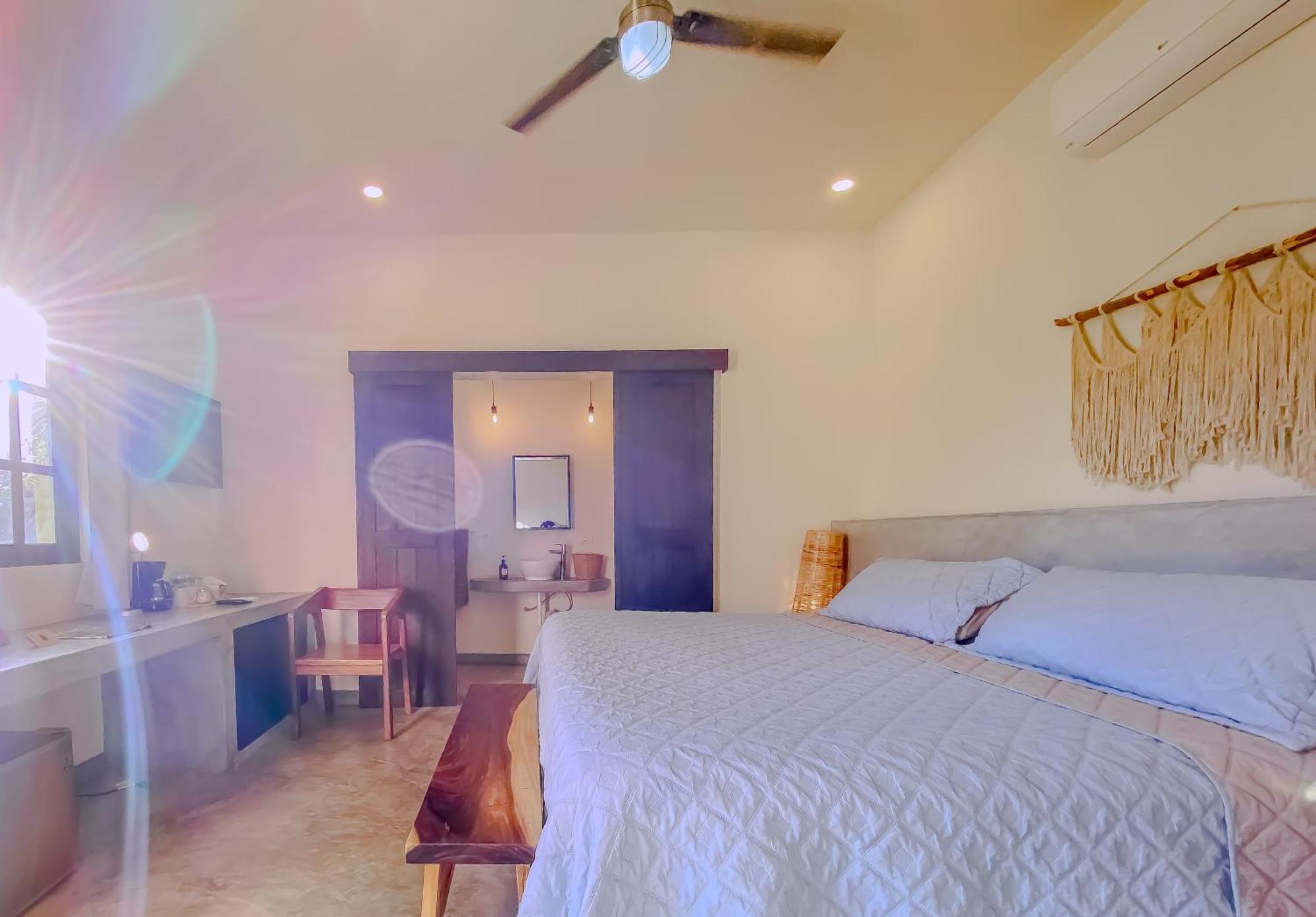 Gallo Azul Hotel, En El Corazon De Todos Santos Eksteriør billede