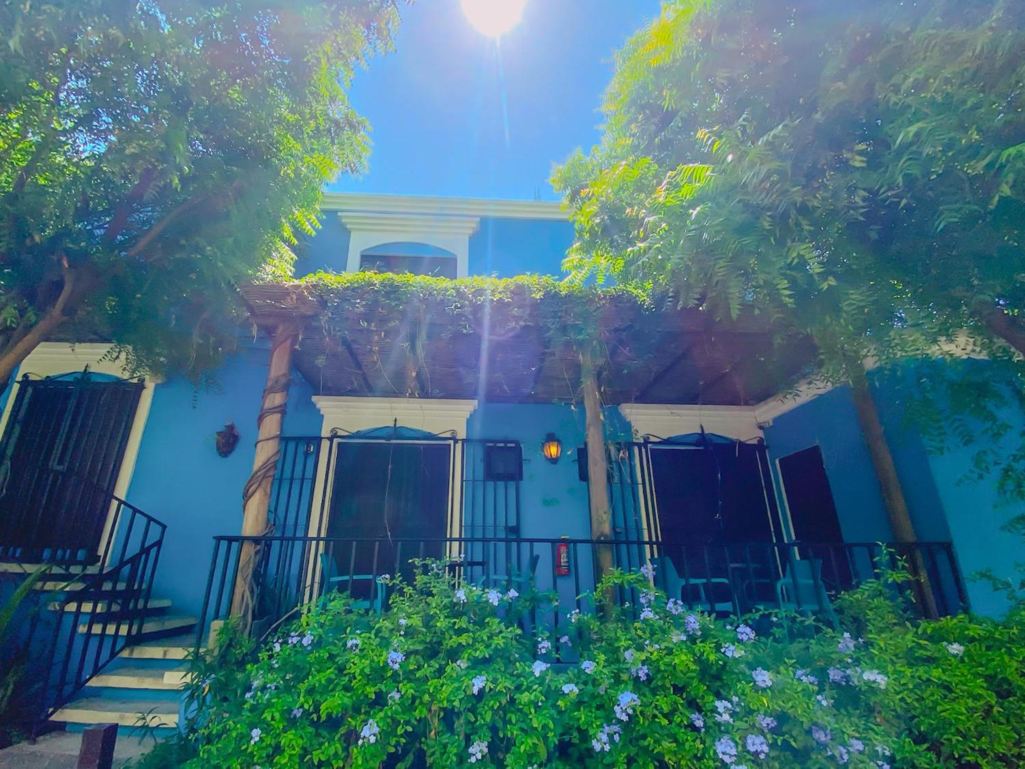 Gallo Azul Hotel, En El Corazon De Todos Santos Eksteriør billede