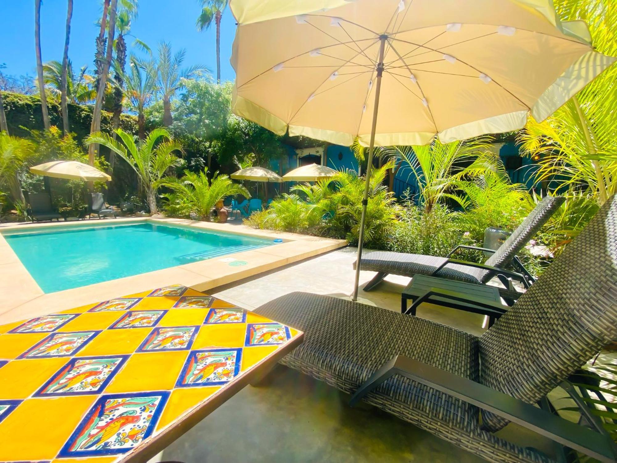 Gallo Azul Hotel, En El Corazon De Todos Santos Eksteriør billede